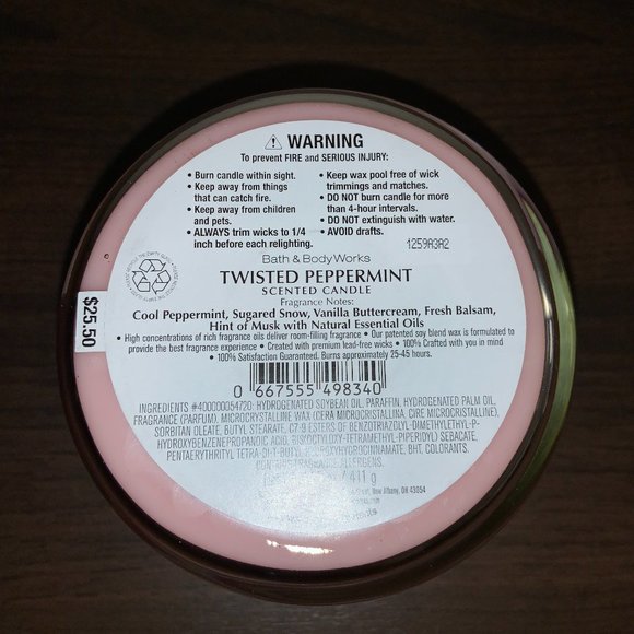 Bath & Body Works Twisted Peppermint Candle - Picture 3 of 4